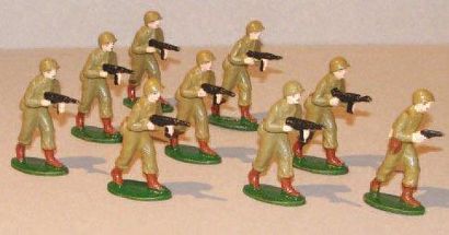QUIRALU
Infanterie de ligne au combat : Officier...