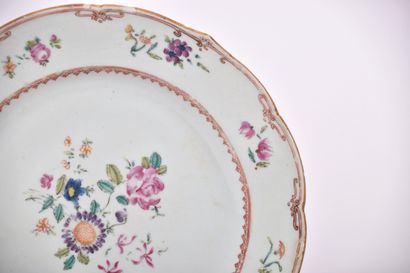 Chine, Compagnie des Indes - XVIIIe siècle
Assiette...