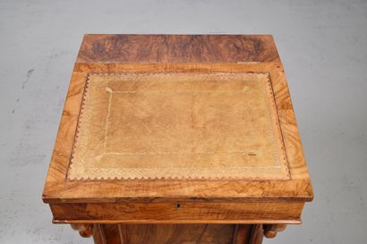 Bureau Davenport Angleterre XIXe s en placage...
