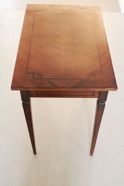 Table de salon style Directoire XXe s, en...