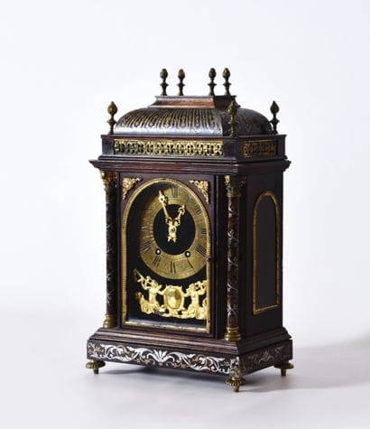 Pendule dite religieuse style Louis XIV,...