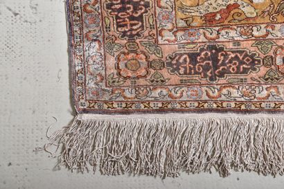 Tapis Héréké en soie (chaine, trame et velours...