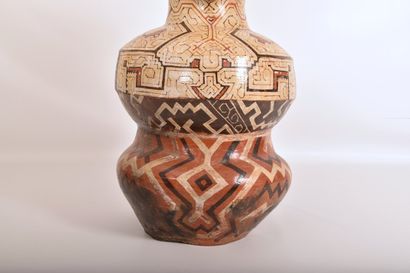 Grand vase anthropomorphe Shipibo (Amazonie...