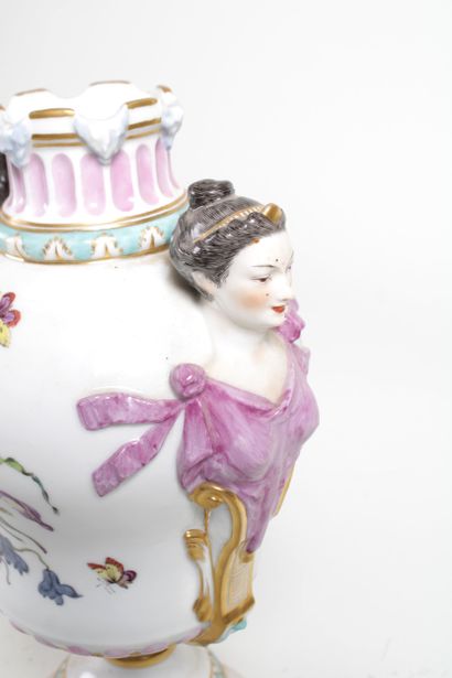Manufacture Royale de Porcelaine de Berlin...