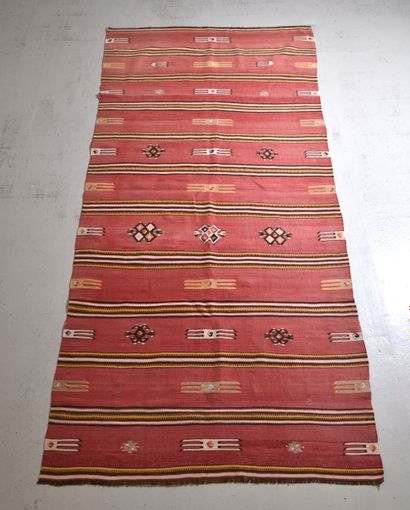 Tapis Kilim turque, en laine à décor de bandes...