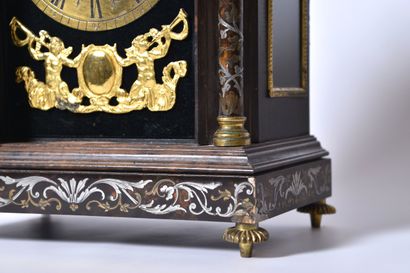 Pendule dite religieuse style Louis XIV,...