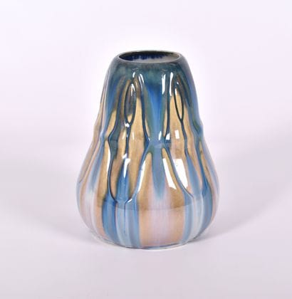 REINHOLD & Co, Vase Jugendstil forme coloquinte...