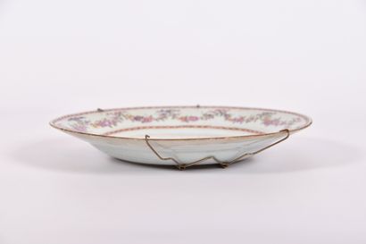 Chine, Compagnie des Indes - XVIIIe siècle
Assiette...