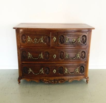 Commode Lyonnaise en partie XVIIIe s, en...