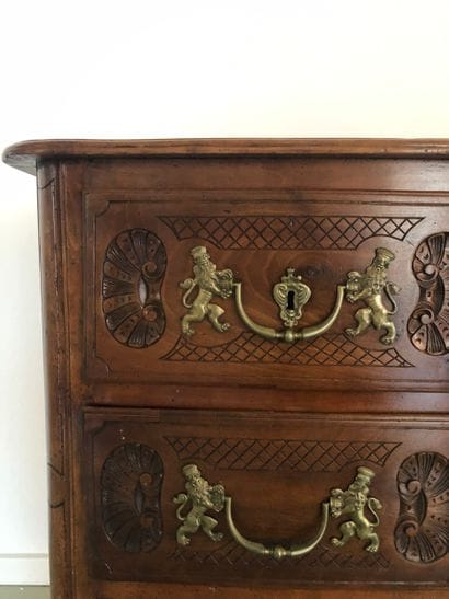 Commode Lyonnaise en partie XVIIIe s, en...