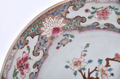 Chine, Compagnie des Indes - XVIIIe siècle
Assiette...