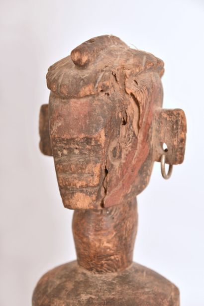 Statue Montol, Nigeria, en bois figurant...