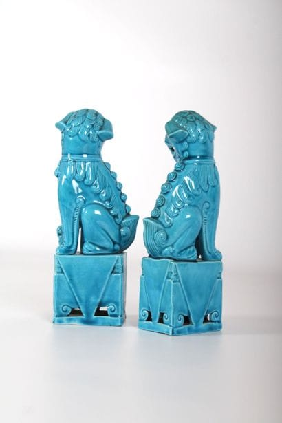 CHINE XXe siècle, Paire de Chiens de Fô assis...