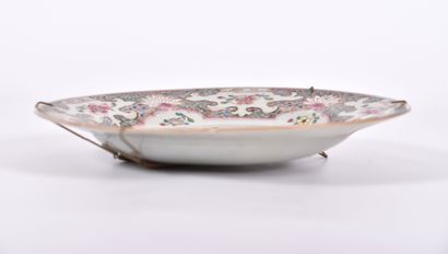Chine, Compagnie des Indes - XVIIIe siècle
Assiette...