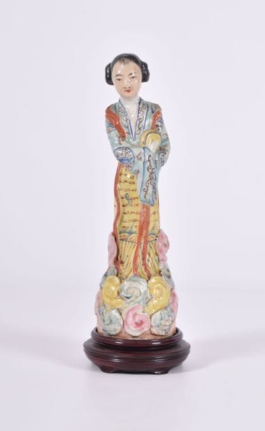 Chine début XXe s, Statuette en porcelaine...