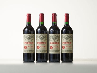 PETRUS 1999 Pomerol (2 e.l.a partie basse),...