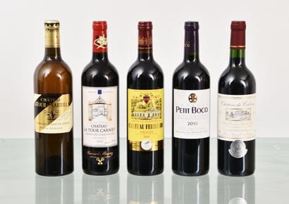 Lot de vins de bordeaux 2010, 28 bouteilles...
