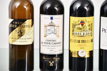 Lot de vins de bordeaux 2010, 28 bouteilles...