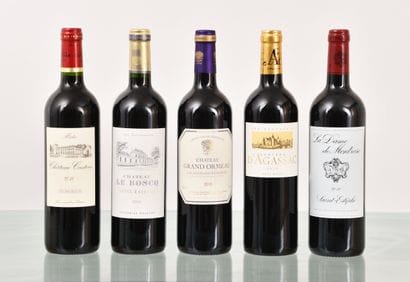 Lot de vins de bordeaux 2010, 30 bouteilles...