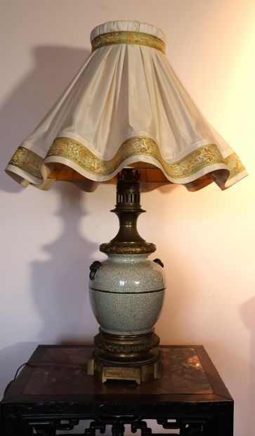 Beige crackled ceramic lamp with Louis XVI-style...