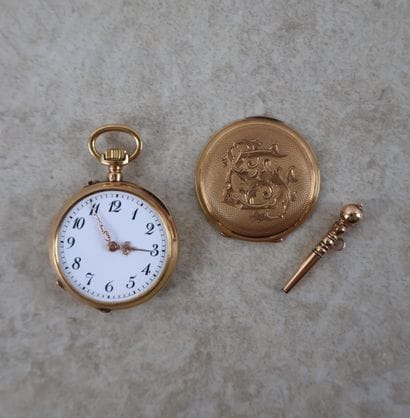 Montre de col en or 18K (750 ‰), la boîte...
