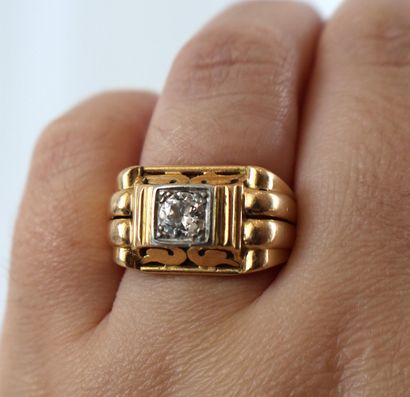 Bague en or jaune 18K 750/1000 et platine,...