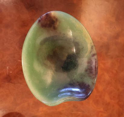 Georges DESPRET (1862-1952)
Glass paste bowl...