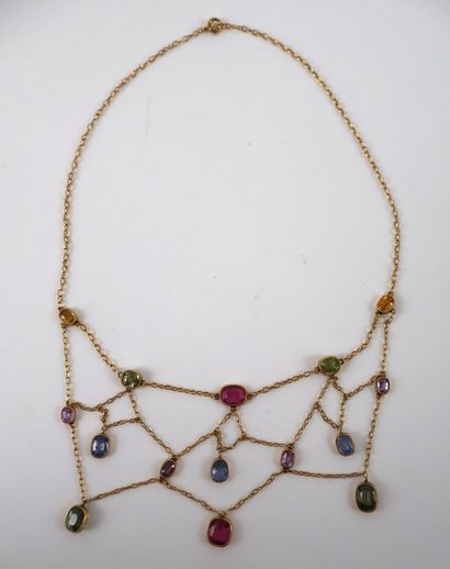 Collier en or 18K 750/1000, poinçon tête...