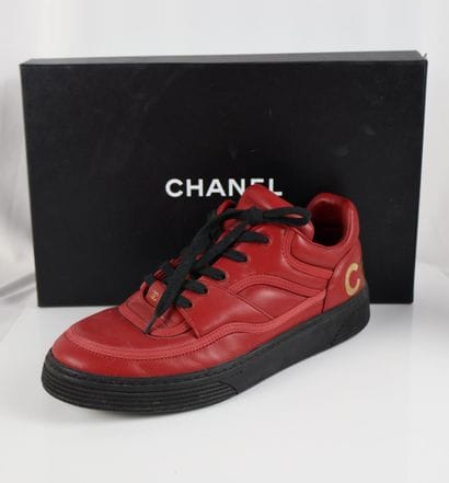 CHANEL Made in Italy
Paire de sneakers en...