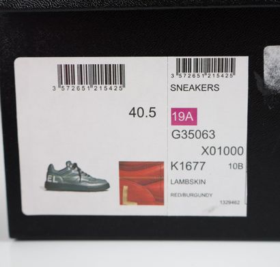 CHANEL Made in Italy
Paire de sneakers en...