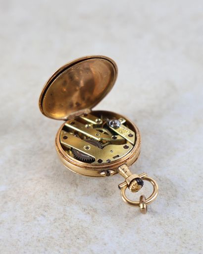 Montre de col en or jaune 18K (750 ‰), cadran...