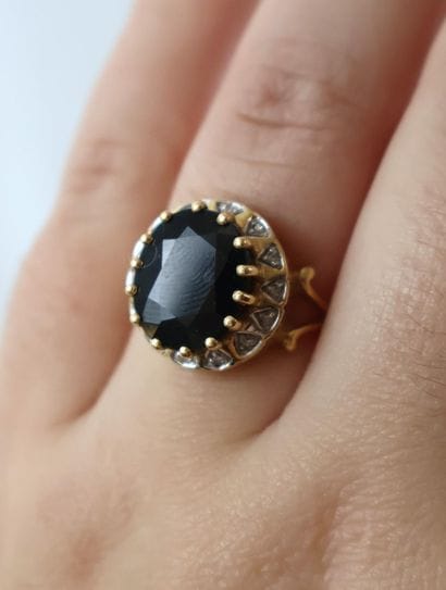 Bague en or jaune 18K (750 ‰), poinçonnée...