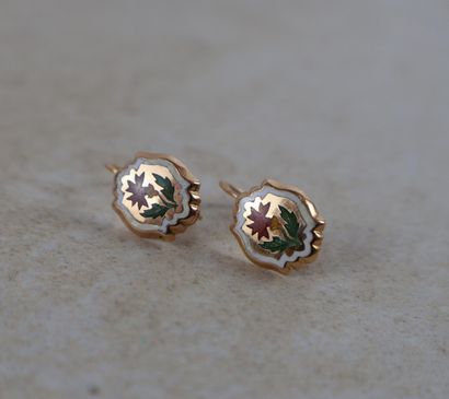 Paire de boucles d'oreilles en or jaune 18K...