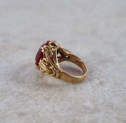 Bague en or 18K 750/1000, poinçonné au hibou,...