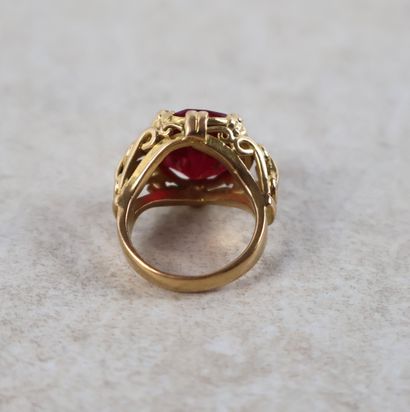 Bague en or 18K 750/1000, poinçonné au hibou,...