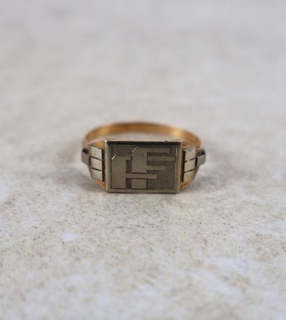 Chevalière en or jaune et gris 18K 750/1000,...