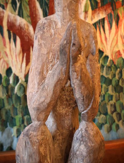 Squatting man, Dogon style
Carved wood sculpture
H....