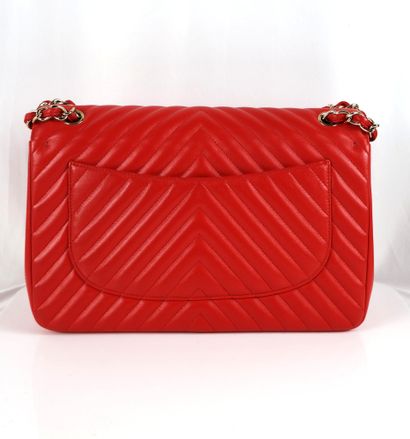 CHANEL Made in Italy
Sac en cuir matelassé...