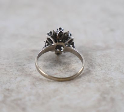 Bague en or 18K 750/1000, poinçonné au hibou,...