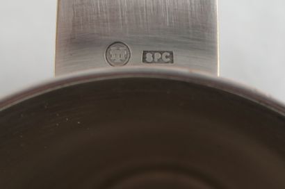 Chope en métal, la panse gainée en poil d'anima,...