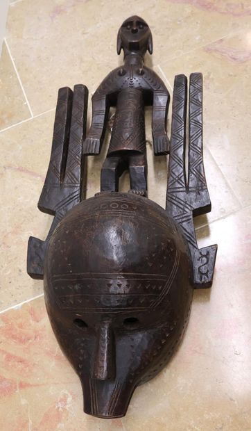 Ntomo comb mask, Bambara, carved, engraved...