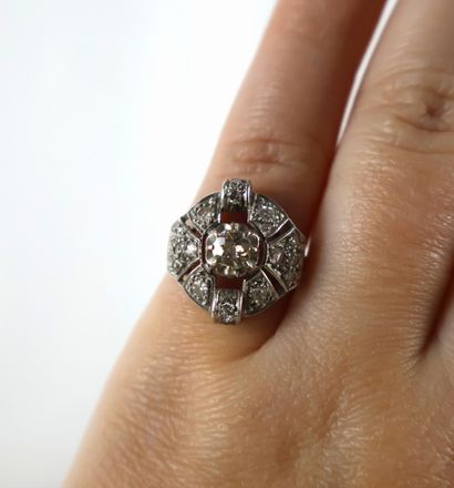 Bague Art déco en platine et or blanc, non...