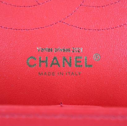 CHANEL Made in Italy
Sac en cuir matelassé...