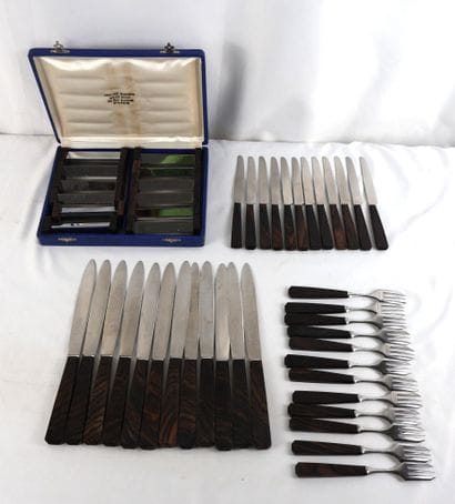 HELIOS
Ensemble de 12 grands couteaux, 12...