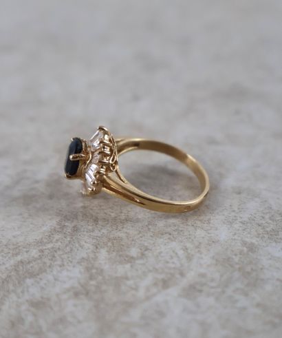 Bague en or jaune 18K (750 ‰), poinçonnée...