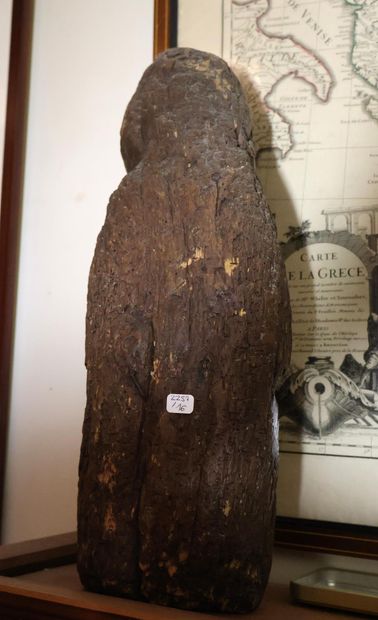 Vierge de calvaire en bois sculpté avec traces...