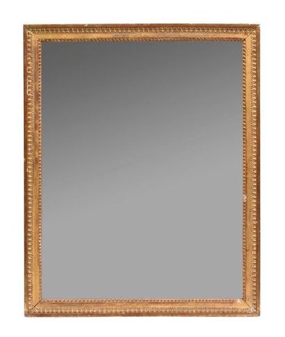 Miroir rectangulaire en bois mouluré, sculpté...