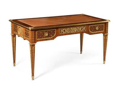 Bureau plat en marqueterie toutes faces de...