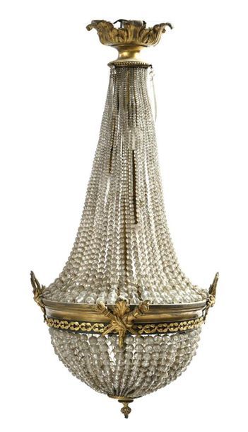 Lustre montgolfière en laiton et bronze doré...