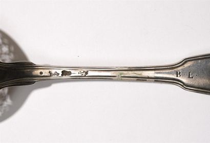 Cuillère à saupoudrer en argent ajouré, modèle...